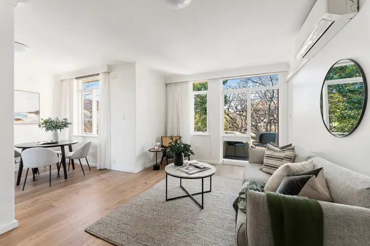 Main view of Homely apartment listing, 2/43 Grandview Grove, Prahran VIC 3181