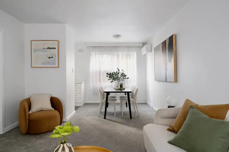 Third view of Homely apartment listing, 2/162 Barkers Road, Hawthorn VIC 3122