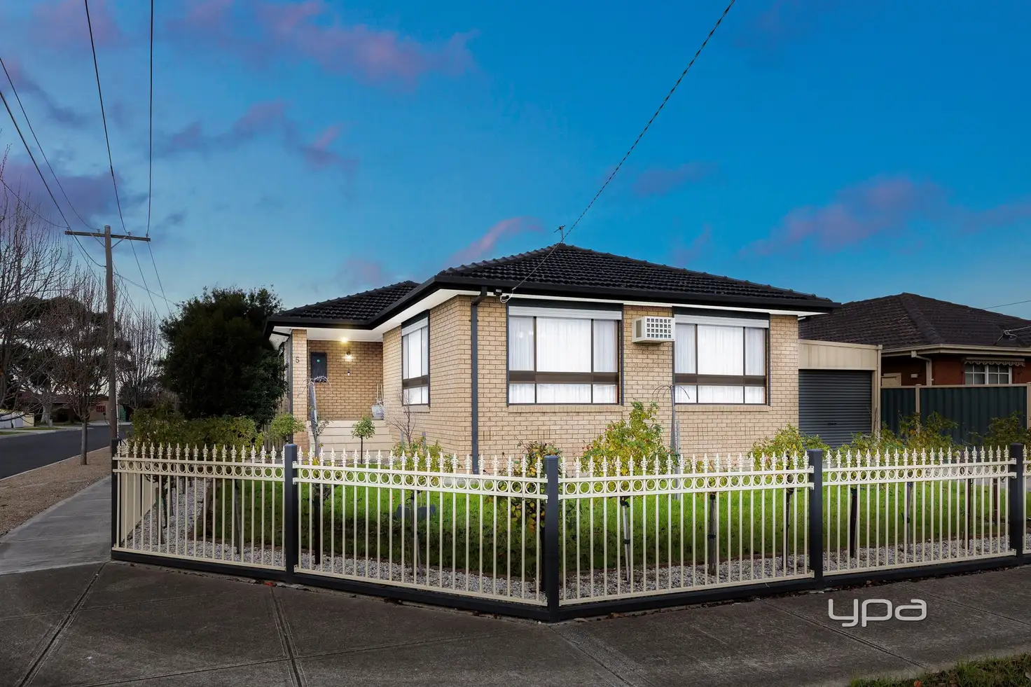 Main view of Homely house listing, 5 Waranga Crescent, St Albans VIC 3021