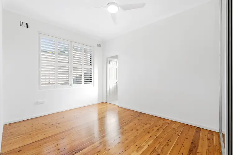 Fourth view of Homely apartment listing, 2/15 Links Avenue, Cronulla NSW 2230
