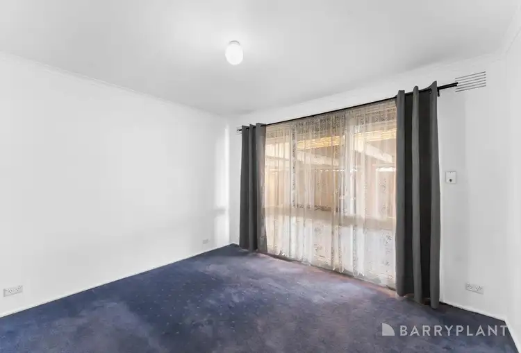 Fifth view of Homely house listing, 20 Lillypilly Crescent, Kings Park VIC 3021