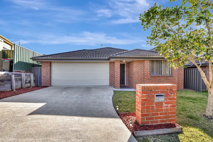 2/33 Churnwood Drive, Fletcher NSW 2287