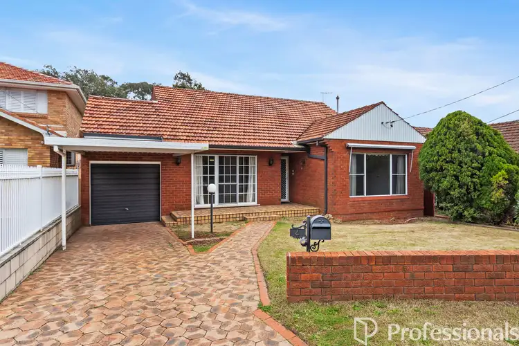 4 Fenwick Avenue, Roselands NSW 2196