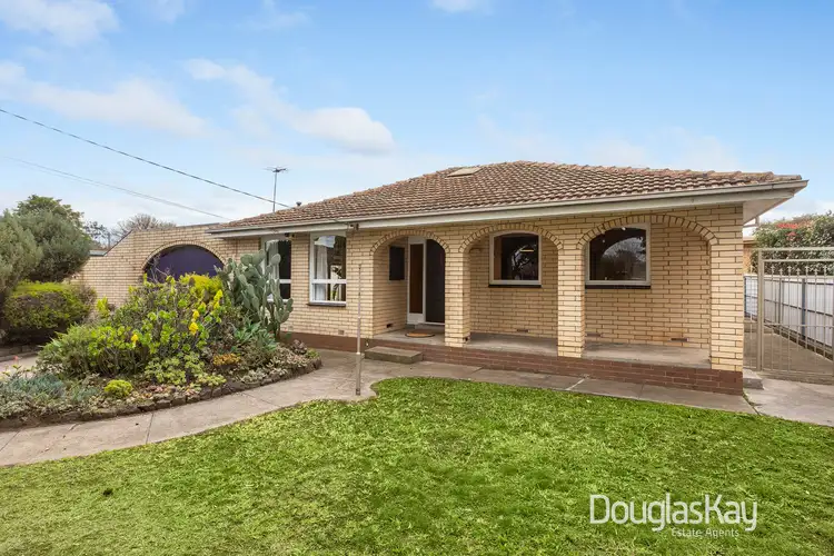 2 Berwick Court, Sunshine West VIC 3020