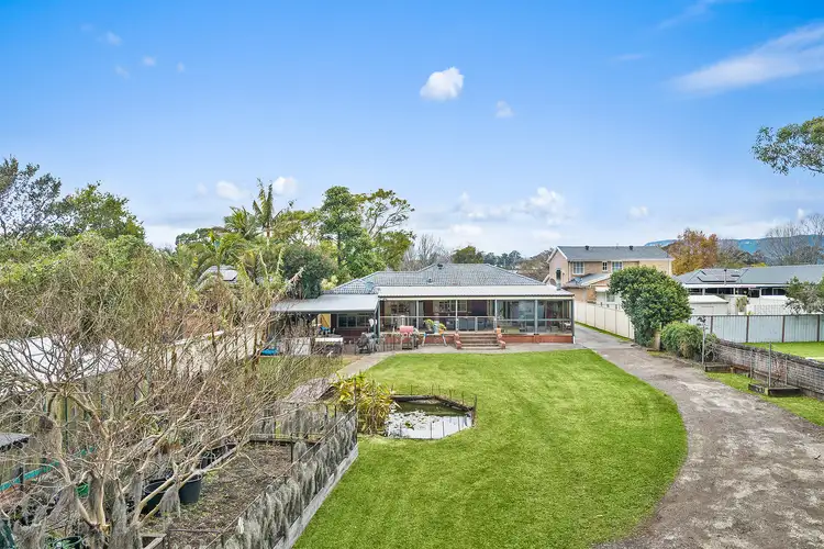 25 Windsor Crescent, Brownsville NSW 2530