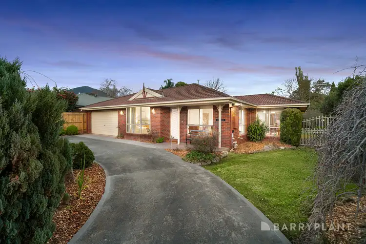 16 Farnham Road, Healesville VIC 3777