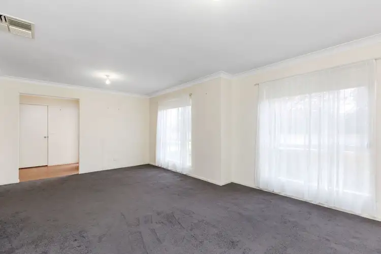 Fifth view of Homely house listing, 6 Yirribin Crescent, Glenfield Park NSW 2650