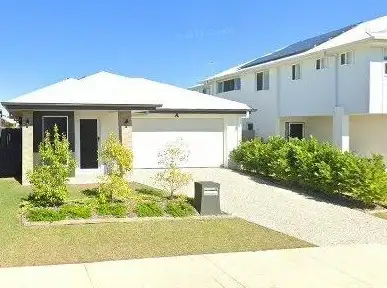 12 Bondi Street, Newport QLD 4020