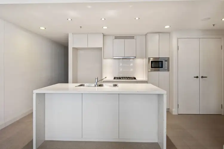 401/46 Walker Street