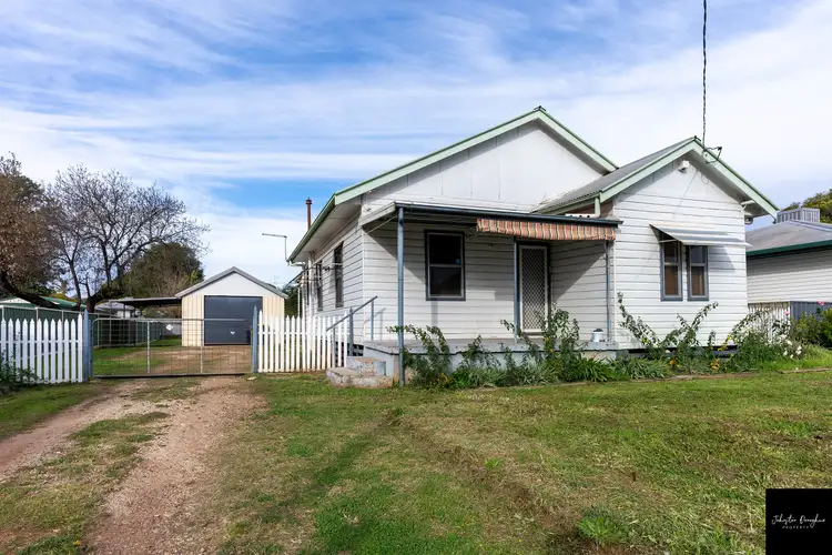 56 View Street