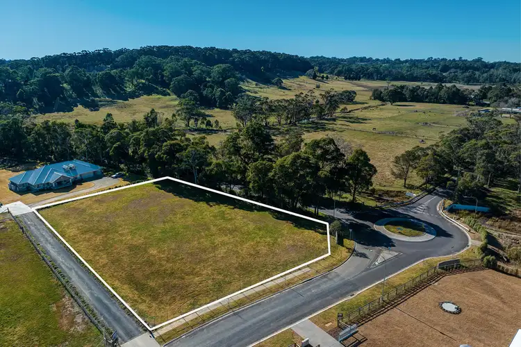 2 Heritage Drive