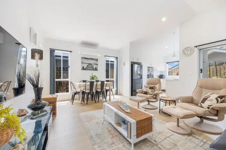 208/2-20 Island View Drive, Urangan QLD 4655