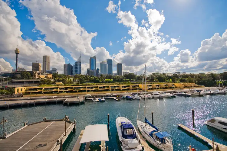 Main view of Homely studio listing, 457/6 Cowper Wharf Roadway, Woolloomooloo NSW 2011