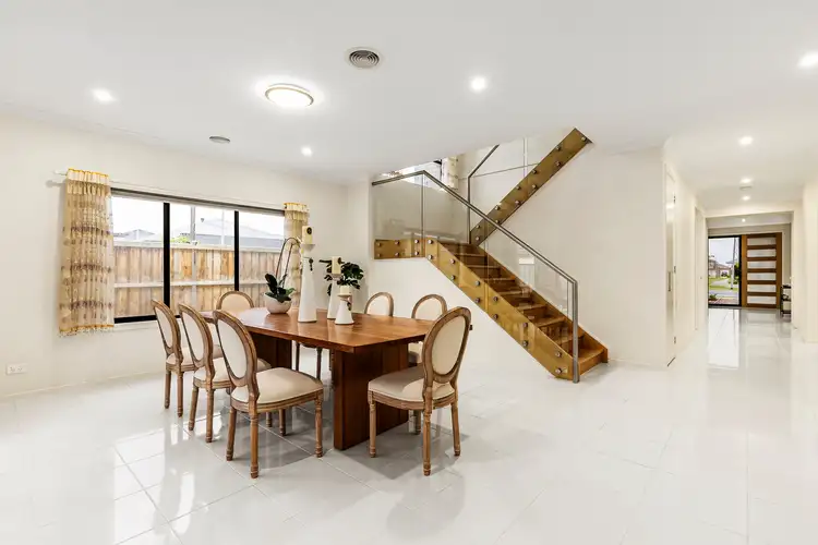 Fifth view of Homely house listing, 21 Casa Circuit, Clyde North VIC 3978