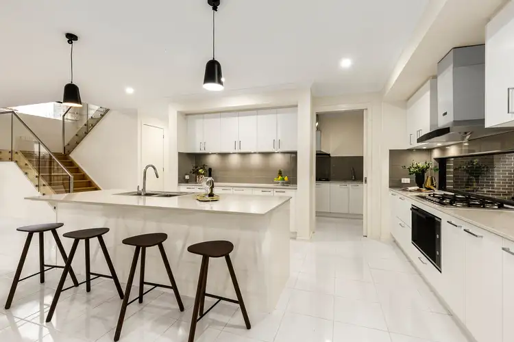 Sixth view of Homely house listing, 21 Casa Circuit, Clyde North VIC 3978