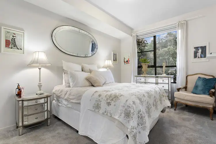 Fourth view of Homely unit listing, 10/220 Barkly Street, St Kilda VIC 3182