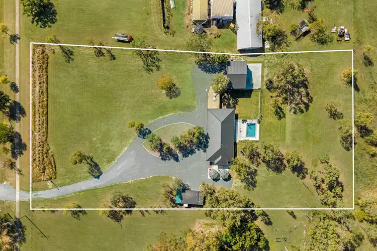 52622 Burnett Highway, Bouldercombe QLD 4702