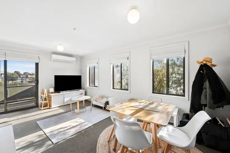 Third view of Homely apartment listing, 2/2 Bayley Street, Geelong VIC 3220