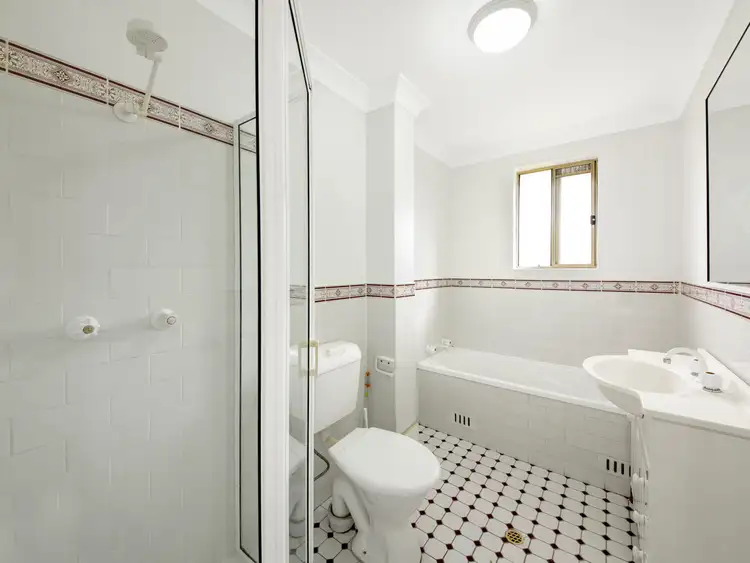 Fifth view of Homely apartment listing, 10/10 Kitchener Avenue, Regents Park NSW 2143