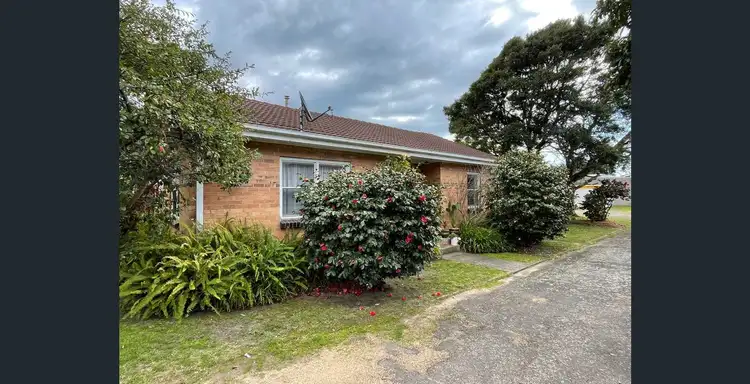 8 McCombe Street, Rosebud VIC 3939