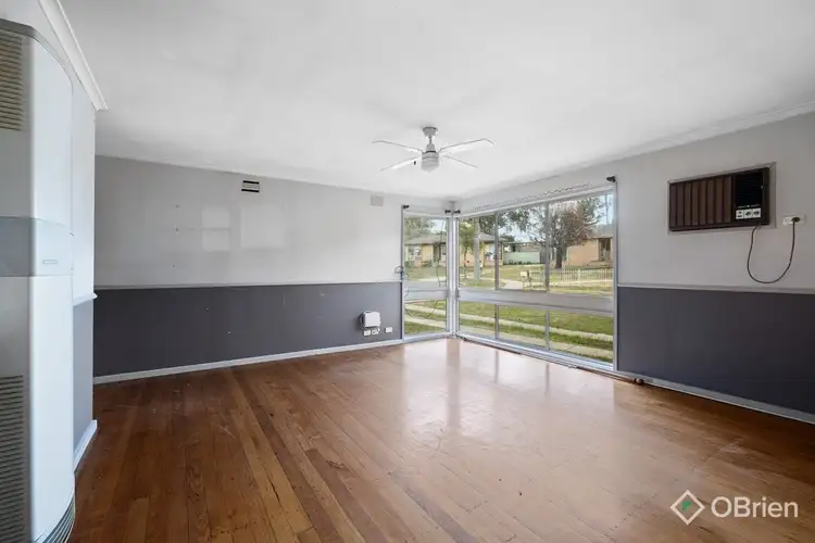 Fourth view of Homely house listing, 8 Mcintyre Court, West Wodonga VIC 3690
