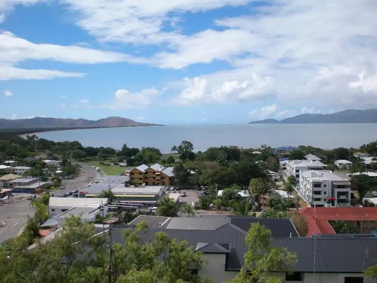Main view of Homely unit listing, 2/9 Little Street, Belgian Gardens QLD 4810