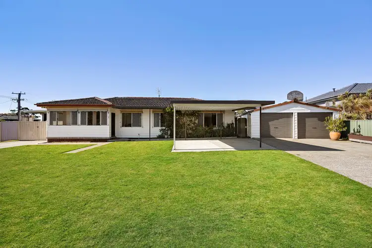 1 Hillside Crescent, Teralba NSW 2284