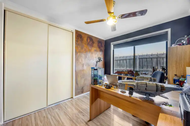 Sixth view of Homely house listing, 15 Sunrise Drive, Hillside VIC 3037