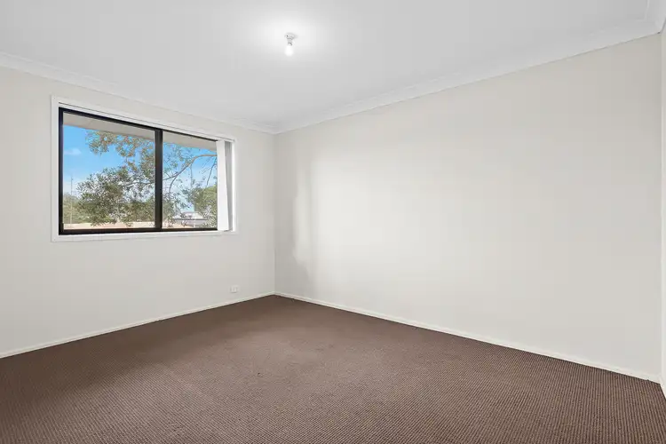 Fourth view of Homely villa listing, 1/37 Kingsley Drive, Lake Heights NSW 2502