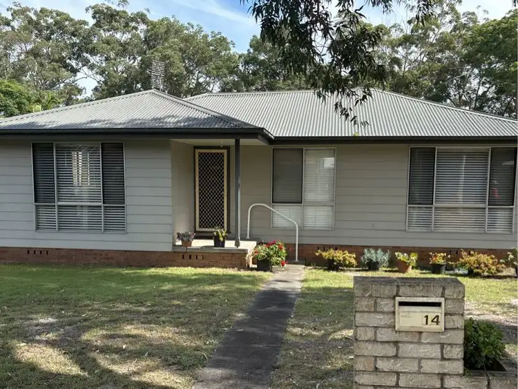 14 Rosemount Drive, Raymond Terrace NSW 2324