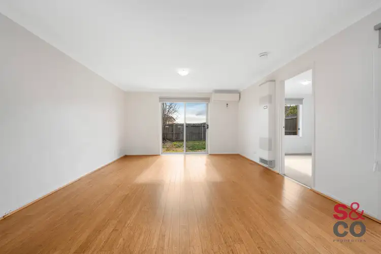 8 Refshauge Crescent, Macgregor ACT 2615