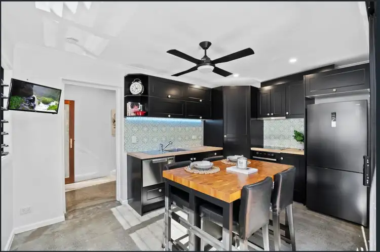 15B Tirring Street, Nerang QLD 4211