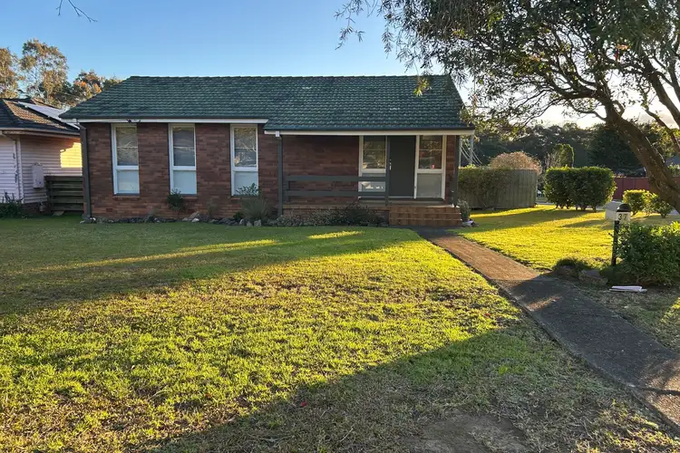37 McDonald Avenue, Nowra NSW 2541