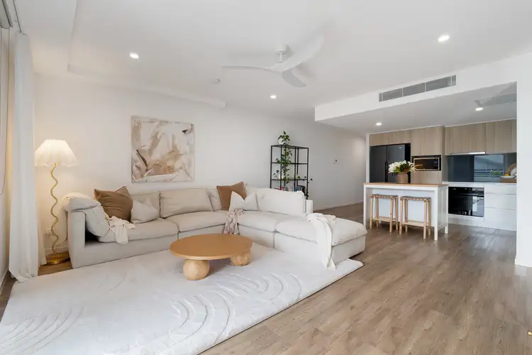 12/14 Alfred Street, Woody Point QLD 4019