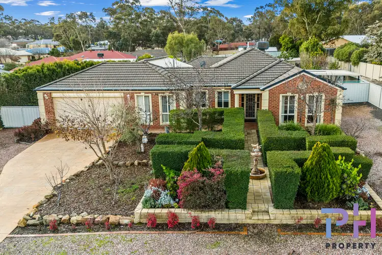 14 Pioneer Drive, Maiden Gully VIC 3551