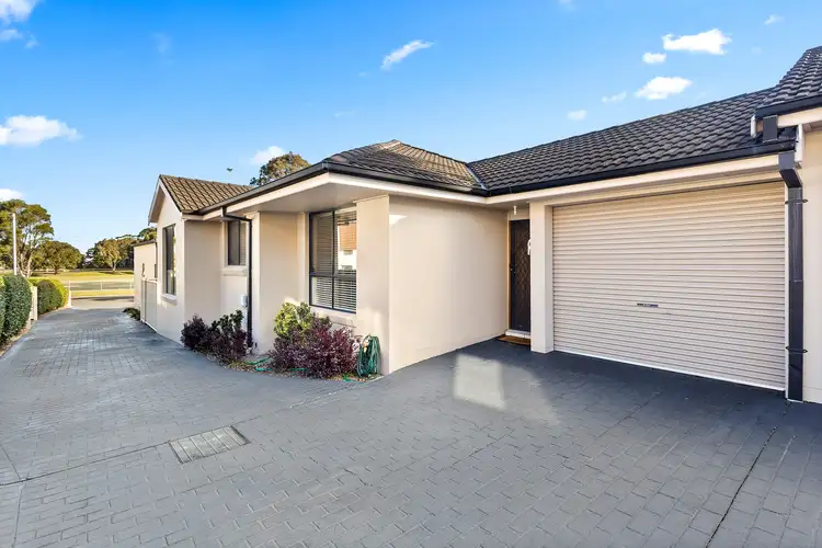 2/38 Brian Street, Balgownie NSW 2519