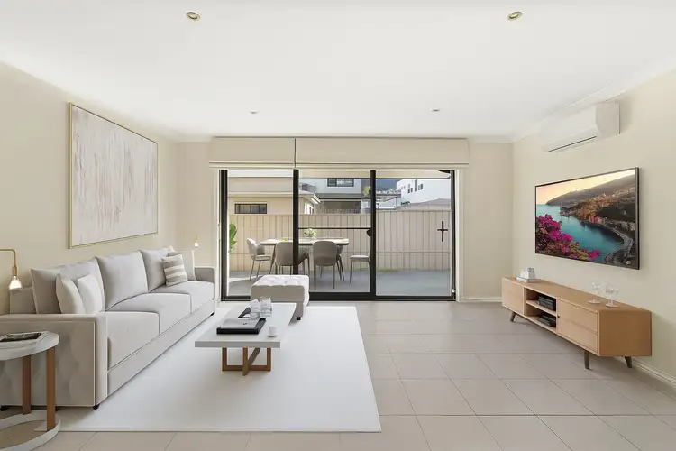 Second view of Homely villa listing, 2/38 Brian Street, Balgownie NSW 2519