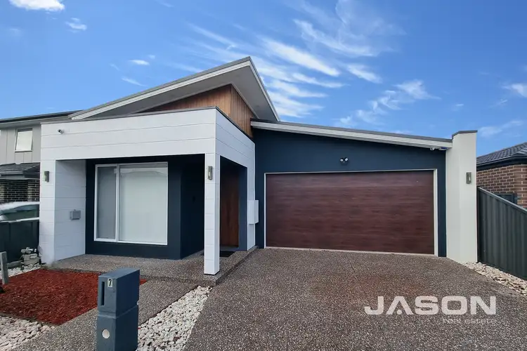 7 Regalla Drive, Greenvale VIC 3059