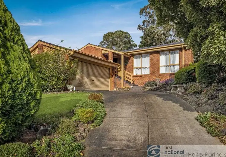 13 Bournevale Drive, Berwick VIC 3806