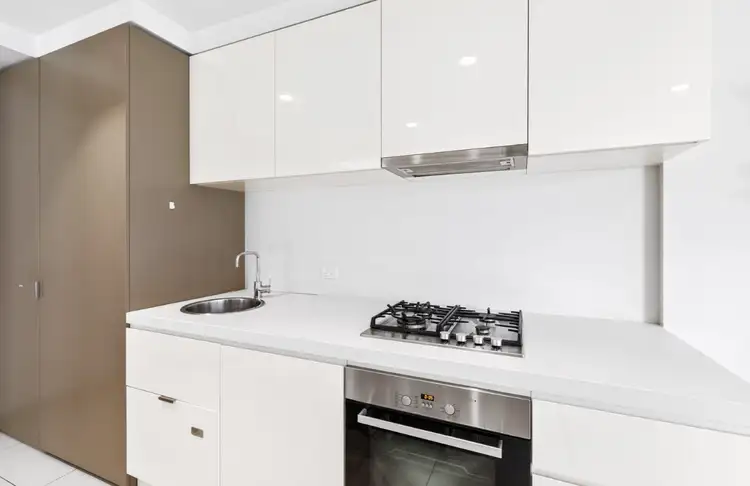 Third view of Homely apartment listing, 903/33 MacKenzie Street, Melbourne VIC 3000