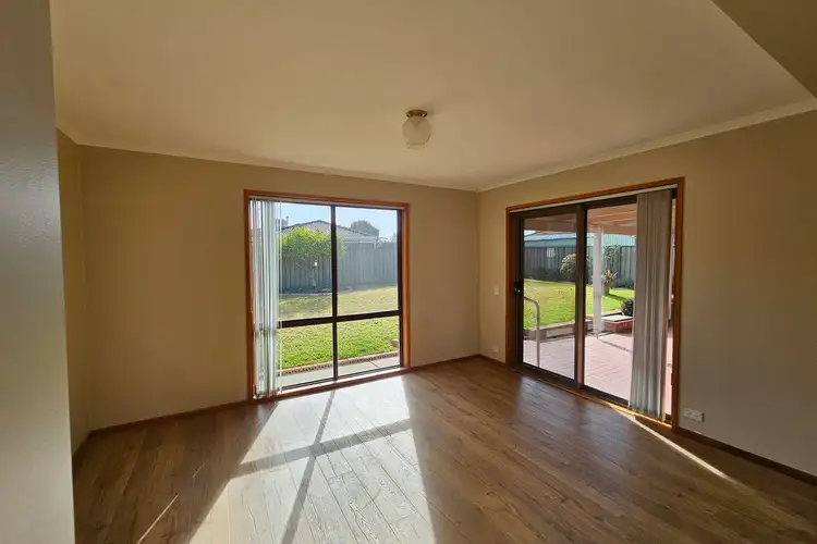 Fifth view of Homely house listing, 5 Tumut Court, Wodonga VIC 3690