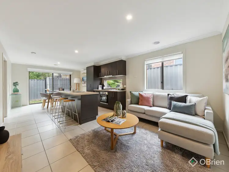 32 Botham Crescent, Pakenham VIC 3810
