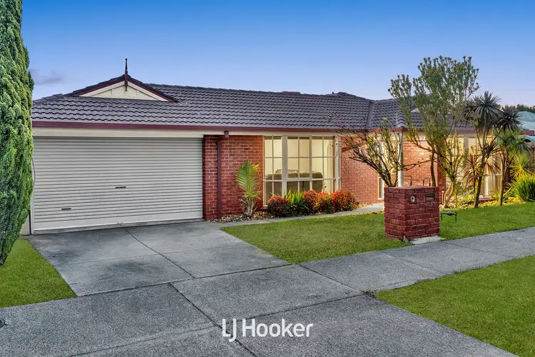 43 Balmoral Way