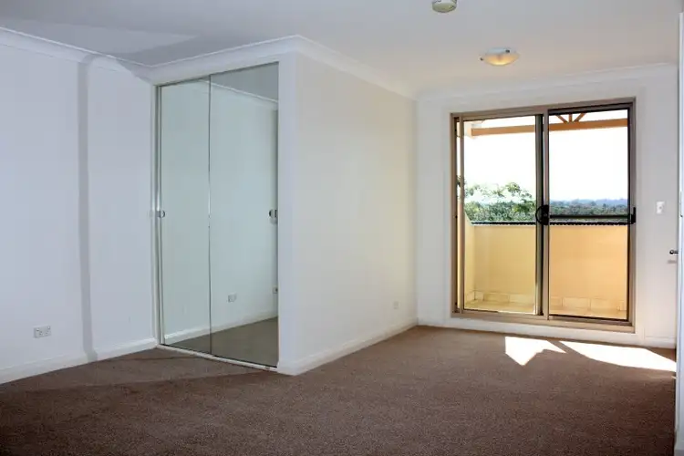 Fourth view of Homely townhouse listing, 8 Reddish Close, Lane Cove NSW 2066