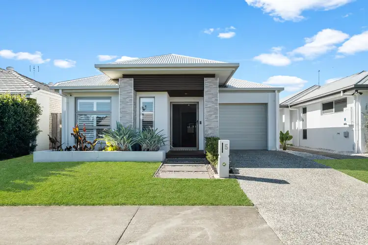5 Wallum Place, Palmview QLD 4553