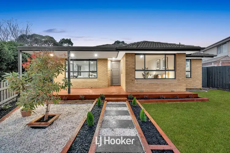 1/8 Edinborough Street, Hallam VIC 3803