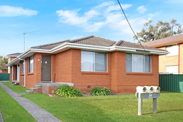 Main view of Homely unit listing, 2/19 Prince Edward Drive, Brownsville NSW 2530