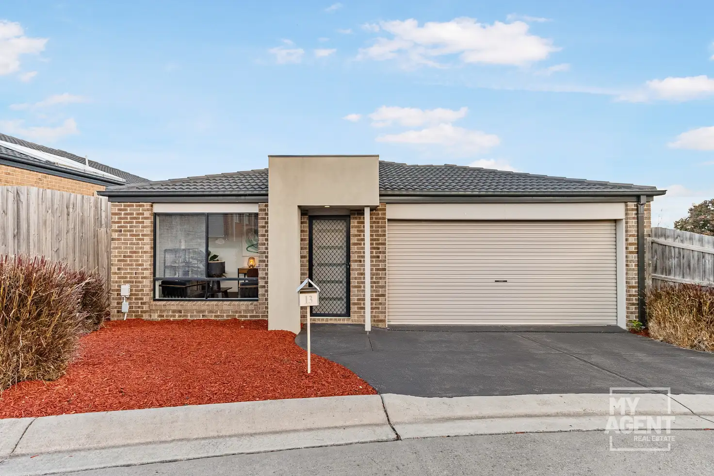 Main view of Homely unit listing, 13/11 Hawk Avenue, Pakenham VIC 3810