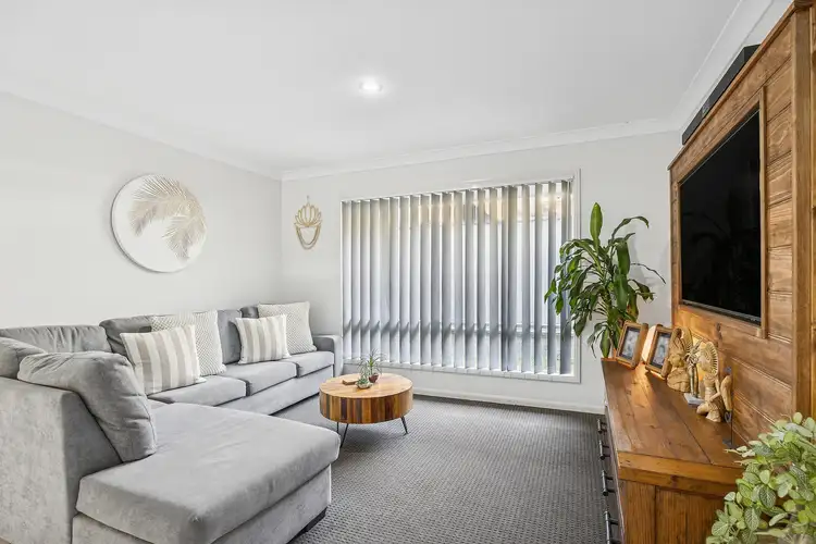 Second view of Homely house listing, 20 The Ridge, Wadalba NSW 2259