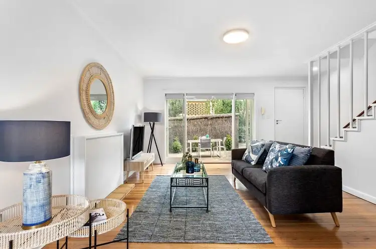 Second view of Homely apartment listing, 9/152 Power Street, Hawthorn VIC 3122